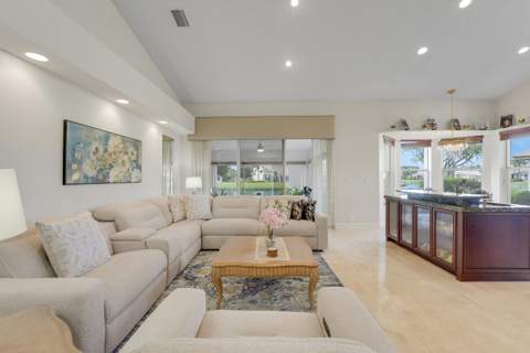 7136 Ashford Lane, Boynton Beach FL - photo 15 of 52