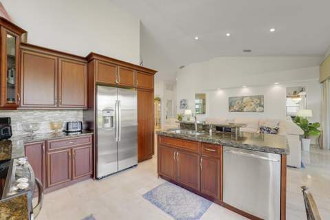 7136 Ashford Lane, Boynton Beach FL - photo 21 of 52