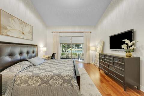 7136 Ashford Lane, Boynton Beach FL - photo 24 of 52