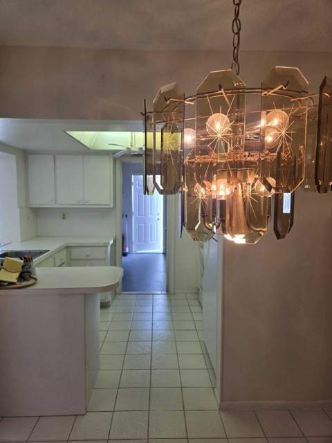 5805 NW 83rd Avenue, Tamarac FL - photo 7 of 37