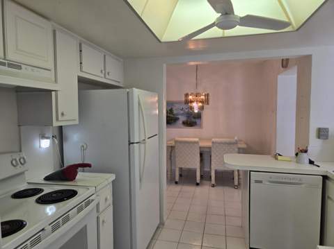 5805 NW 83rd Avenue, Tamarac FL - photo 18 of 37