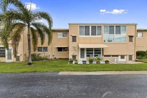 2192 NE 1st Way #102, Boynton Beach FL - photo 8 of 34