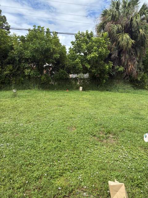 1655 44th Street, West Palm Beach FL - photo 17 of 21