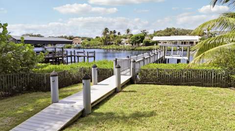 18411 SE Lakeside Drive, Jupiter FL - photo 7 of 91