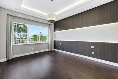 8561 Lakeside Bend, Parkland FL - photo 6 of 90