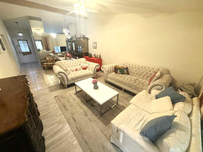 2 bedroom Condominium at 1017 Green Pine Boulevard #H, Palm Club Village I Condo, West Palm Beach — photo 5