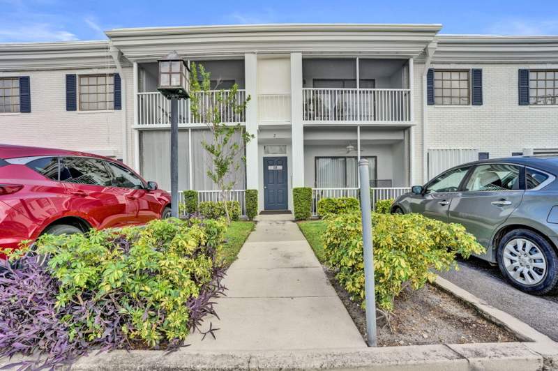 2 bedroom Condominium at 110 Cypress Club Drive #129, Cypress Club Condo, Pompano Beach — photo 2