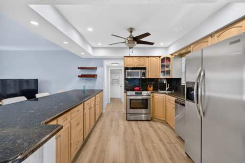 391 SE 6th Court, Pompano Beach FL - photo 10 of 31