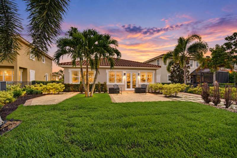 4 bedroom Single Family Residence at 8561 Lakeside Bend, MiraLago, Parkland — photo 4