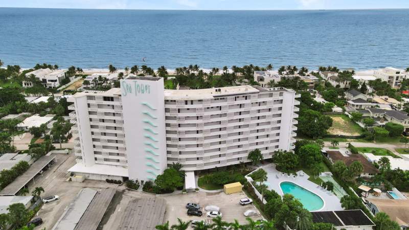 2 bedroom Stock Cooperative at 2840 N Ocean Boulevard #801, Sea Tower Apts Co-Op, Fort Lauderdale — photo 3