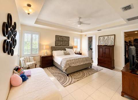 1111 SE Westchester Drive, Port St. Lucie FL - photo 8 of 38