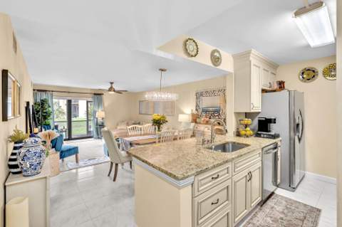 912 SW 9th Street Circle #105, Boca Raton FL - photo 13 of 59