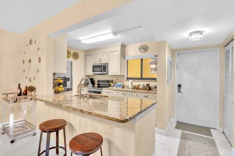 912 SW 9th Street Circle #105, Boca Raton FL - photo 14 of 59