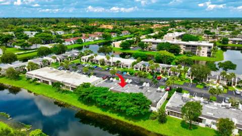 136 Lake Rebecca Drive, West Palm Beach FL - photo 8 of 103