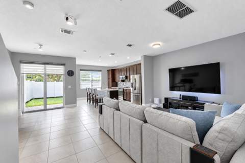 1844 Sandpiper Pointe, Deerfield Beach FL - photo 12 of 37