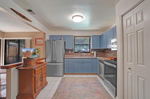 1065 Raintree Lane, Palm Beach Gardens FL - photo 15 of 29