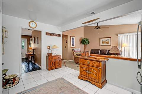1065 Raintree Lane, Palm Beach Gardens FL - photo 18 of 29