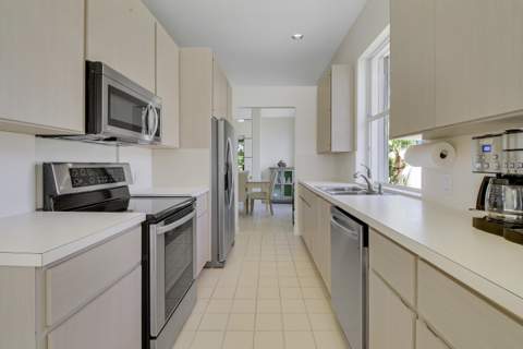 7508 SE Autumn Lane, Hobe Sound FL - photo 19 of 54