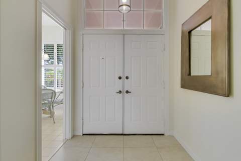 7508 SE Autumn Lane, Hobe Sound FL - photo 6 of 54