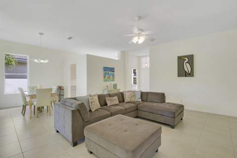 7508 SE Autumn Lane, Hobe Sound FL - photo 10 of 54