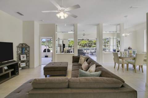 7508 SE Autumn Lane, Hobe Sound FL - photo 13 of 54