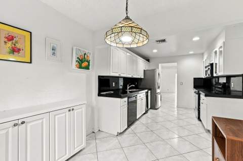 6756 Tiburon Drive, Boca Raton FL - photo 15 of 68
