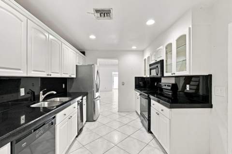 6756 Tiburon Drive, Boca Raton FL - photo 16 of 68