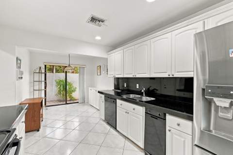 6756 Tiburon Drive, Boca Raton FL - photo 19 of 68