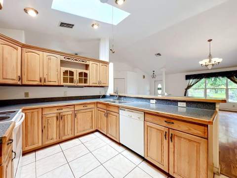 2281 SW Grosspoint Street, Port St. Lucie FL - photo 7 of 18