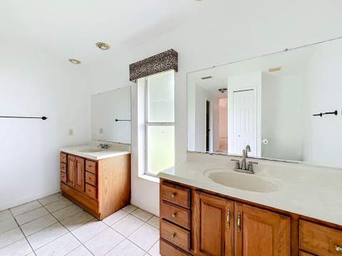 2281 SW Grosspoint Street, Port St. Lucie FL - photo 10 of 18