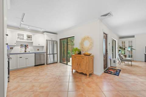 1928 19th Lane, Palm Beach Gardens FL - photo 12 of 44