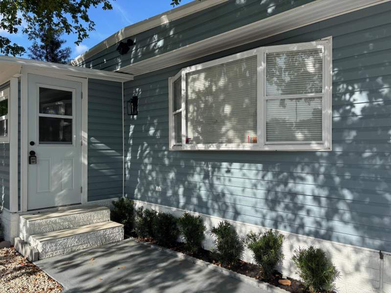 2 bedroom Mobile Home at 5010 NW 2nd Avenue, Country Knolls, Deerfield Beach — photo 4