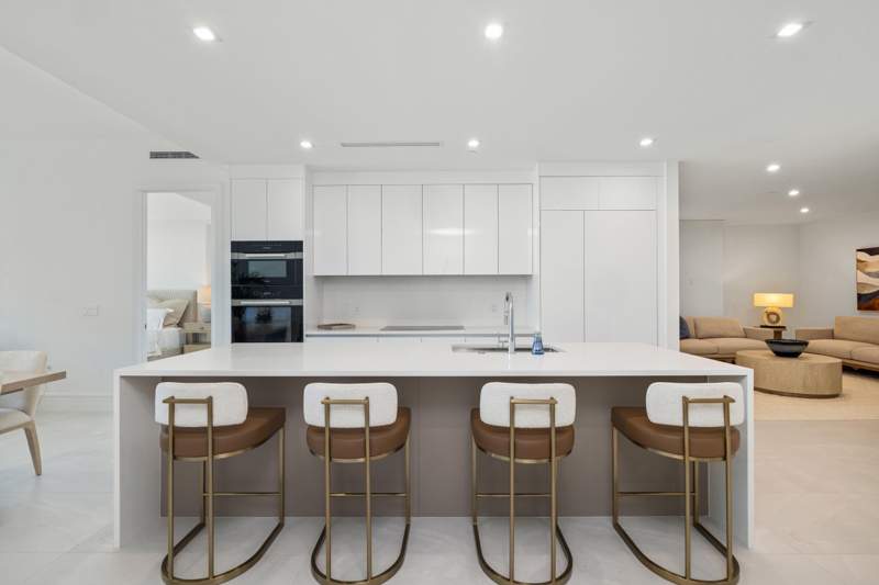 3 bedroom Condominium at 220 Lake Shore Drive #704, Nautilus 220 Condo, Lake Park — photo 3