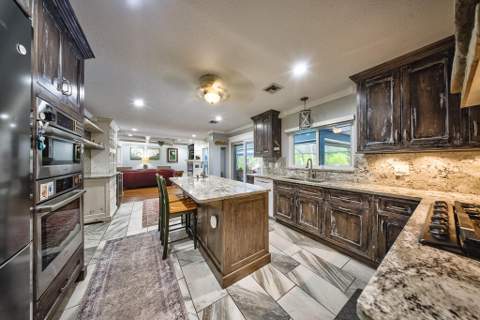 4651 Hunting Trail, Lake Worth FL - photo 12 of 64
