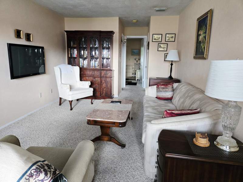 1 bedroom Condominium at 1225 NW 21st Street #2010, Vista Del Lago Condo, Stuart — photo 3