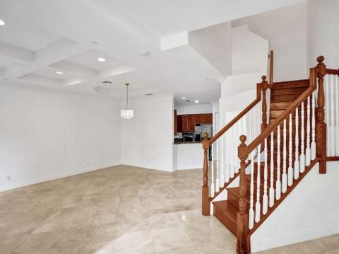 385 NE 69th Circle, Boca Raton FL - photo 8 of 46