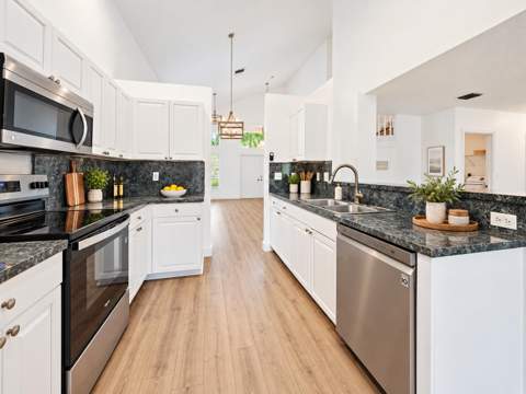 1045 Aspri Way, Riviera Beach FL - photo 6 of 35