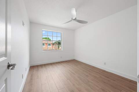 1045 Aspri Way, Riviera Beach FL - photo 19 of 35
