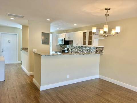 2811 SW 15th Street #202, Delray Beach FL - photo 7 of 35