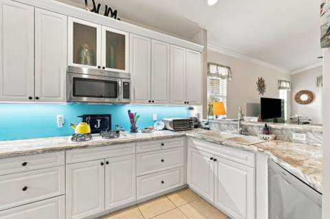 11398 SW Mountain Ash Circle, Port St. Lucie FL - photo 17 of 104