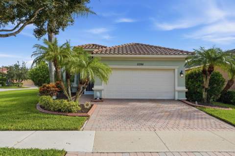 11398 SW Mountain Ash Circle, Port St. Lucie FL - photo 6 of 104