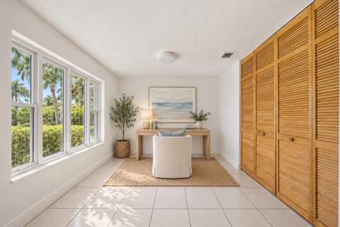 881 NE 4th Avenue, Boca Raton FL - photo 7 of 23