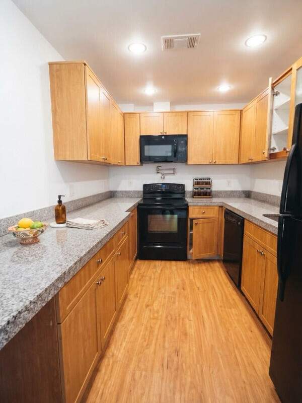 1 bedroom Condominium at 1965 S Ocean Drive #16P, The Hemispheres, Hallandale Beach — photo 4