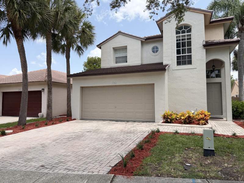 4 bedroom Single Family Residence at 17021 NW 10th Street, Pembroke Isles, Pembroke Pines — photo 2