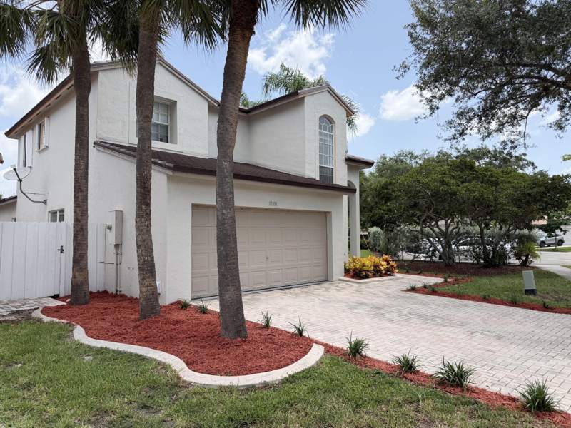 4 bedroom Single Family Residence at 17021 NW 10th Street, Pembroke Isles, Pembroke Pines — photo 3