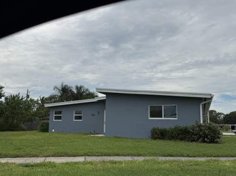 168 SE Prima Vista Boulevard, Port St. Lucie FL - photo 14 of 21