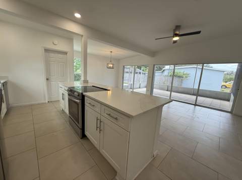 168 SE Prima Vista Boulevard, Port St. Lucie FL - photo 6 of 21