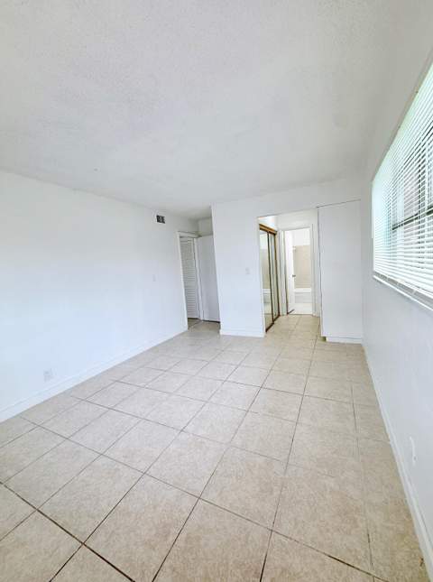 1280 NW 43rd Terrace #107, Lauderhill FL - photo 12 of 25