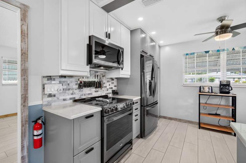 2 bedroom Villa at 812 Meadowlark Lane, Country Manors, Delray Beach — photo 3