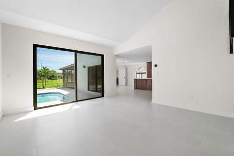 7548 Fairway Trail, Boca Raton FL - photo 7 of 41